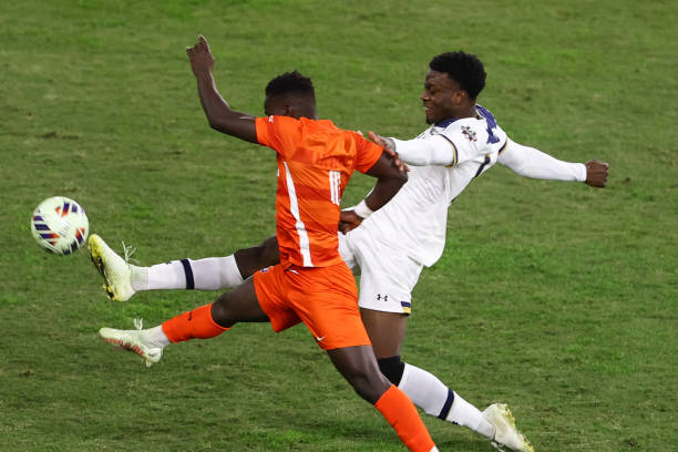 的多线作战 的多线作战