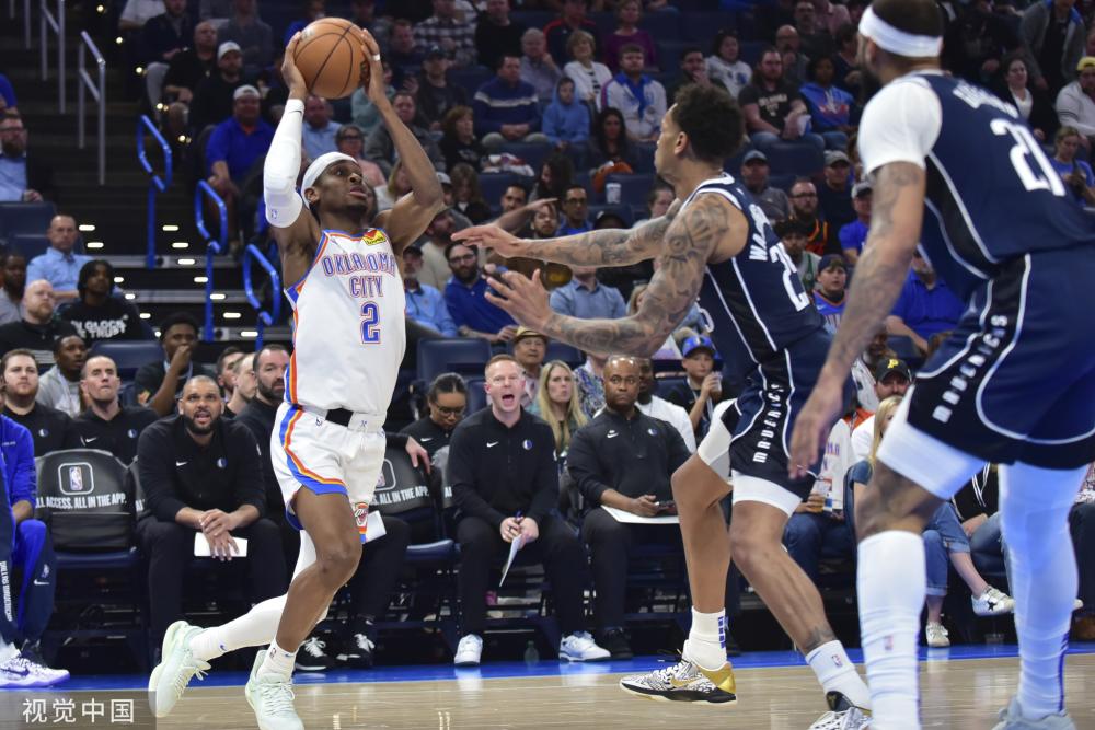 相比之下 相比之下